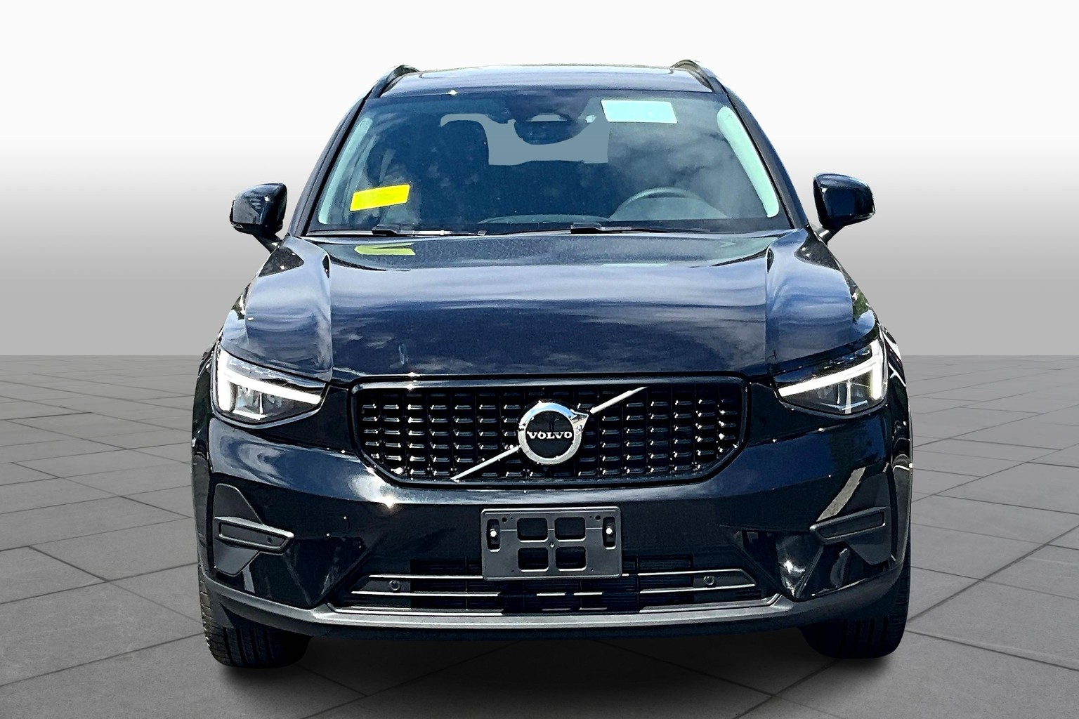 New 2026 Volvo XC40 Core SUV in Rockland #T2658676 | Ira Volvo